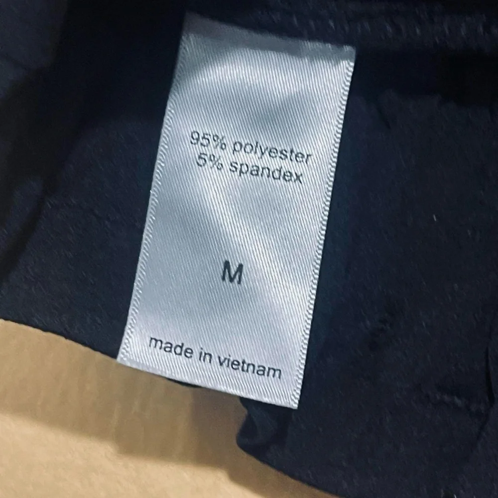 Gathered High-Waisted Black Shorts Medium